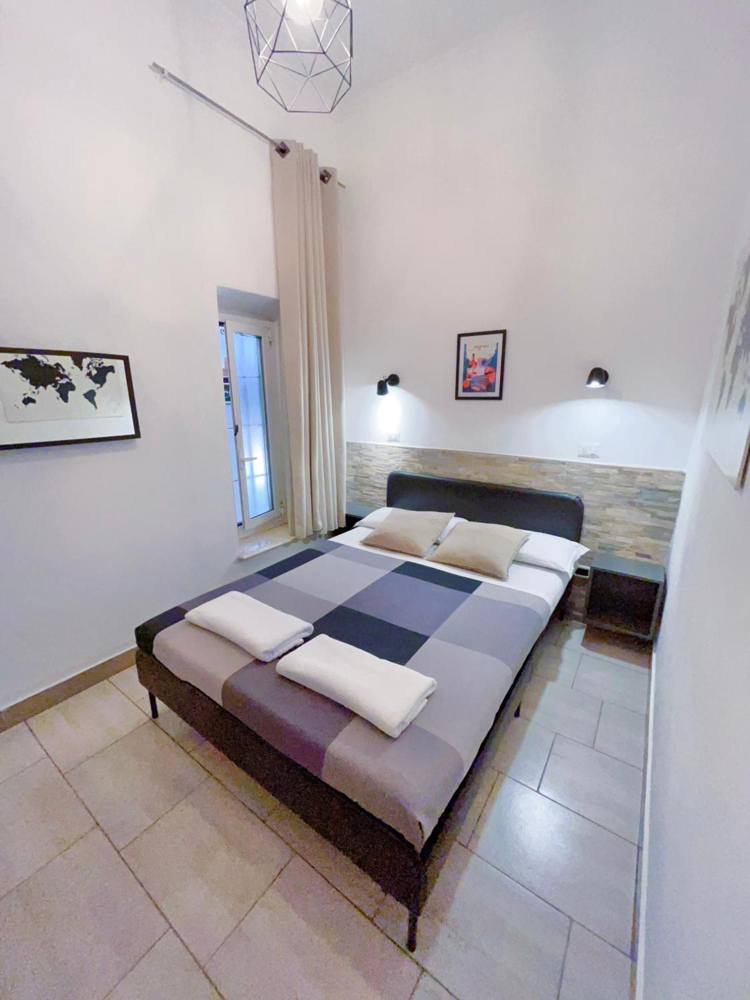 רומא Overseas Guesthouse מראה חיצוני תמונה