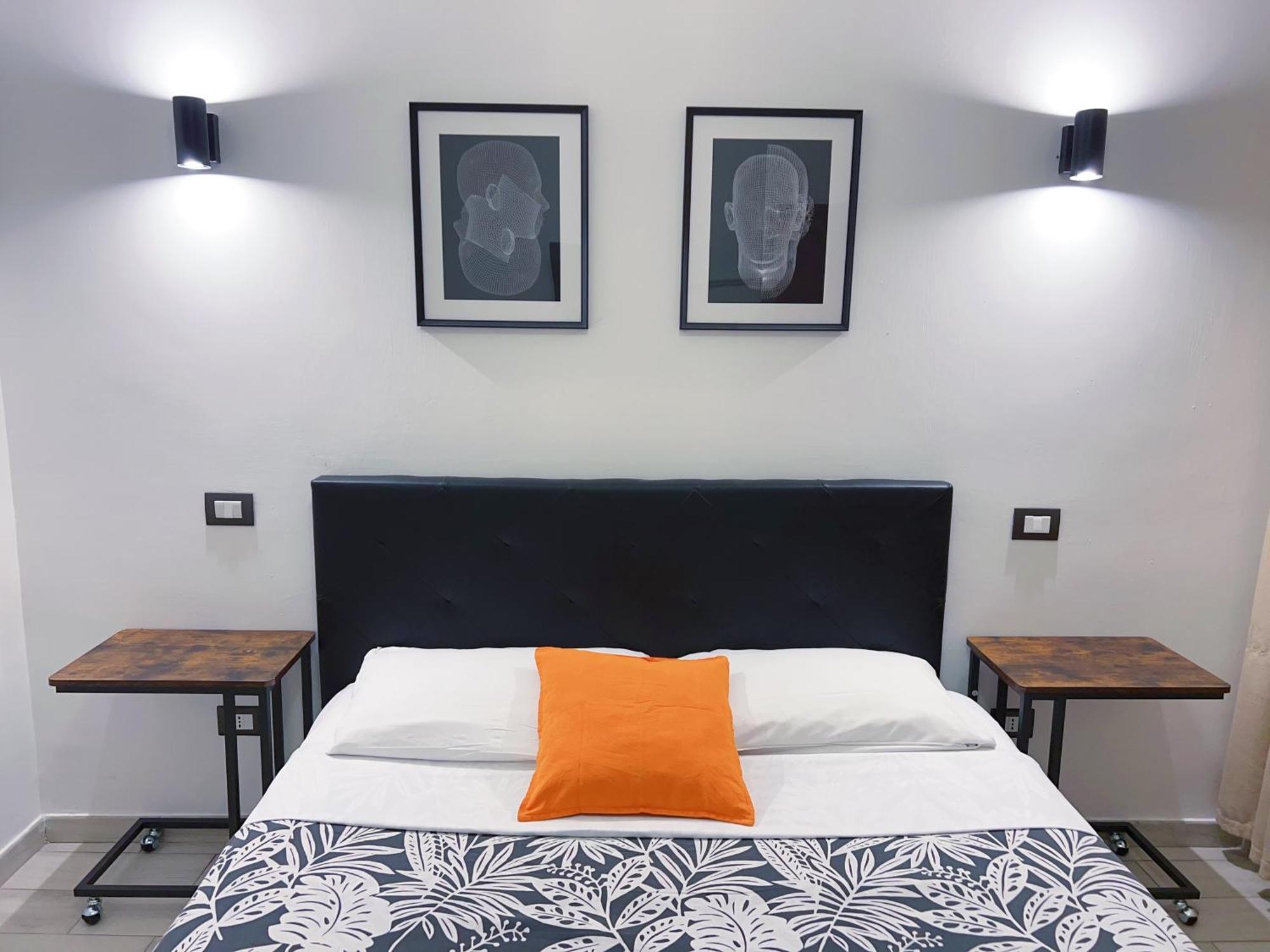 רומא Overseas Guesthouse מראה חיצוני תמונה
